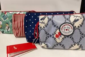 Washbags von Blutsgeschwister